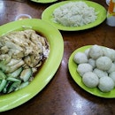 Our first meal in melaka - chicken rice balls from #hoekeechickenrice .