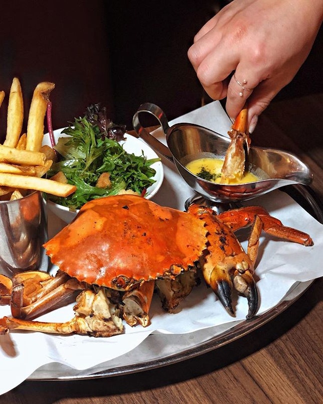 Whole Grilled Crab —$55
From next Mon (25Mar), @pinceandpints will be rolling out yet another pincer favourite, the crab 🦀, on top of their well-known lobster signatures!