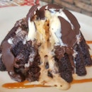The highlight of my Chili's Feast - MOLTEN CAKE
Chocolate cake with a molten Chocolate center topped with Vanilla Ice cream in a chocolate shell.