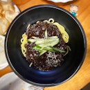 Jajangmyeon - starchy black bean sauce over QQ noodles 😋

#poomsandpoms #foodies #sgfood #sgfoodies #sgeats #sgfoodporn #singaporefood #sgfoodtrend #eatmoresg #eatoutsg #foodinsing #yummyinmytummy #fatdieme #sgdrinks #stfoodtrending #8dayseat #burpple #jajangmyeon #ochickenandbeer #boatquay