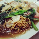 Fried crispy noodle #foodphotography #foodie #foodgasm #foodstamping #foodbloggers #foodporn #foodspotting #followme #sgfood #foodie