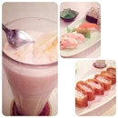 Our favorite sushis 💕🍙🍣🍙🍣 #mof #yummy #nomnom #food #love #happy #japanese #restaurant #eat #shake #fun