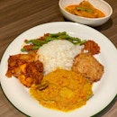The “Turmeric Fish Curry Set” ($16) was not to be outdone by their signature Nasi Lemak.