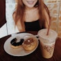J.CO Donuts & Coffee (Junction 10)