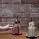 If you have a craving for some sweet treats during your stay at @hoteljentanglin, you will be surprised to know that Jen's Kitchen On-The-Go also do sell "over the top" milkshakes that are less exaggerated and just at SGD 11 nett, with 5 different flavours to choose from.