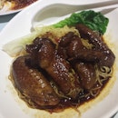 #hongkongstyle #braised #chickenwings #noodle #central #dinner #Food #foodie #foodpic #foodporn #foodlover #foodshare #foodstagram #foodlover #foodblogger #instafood #ilovefood #icapturefood #nofilter #delicious #yummy #burpple #vivocity #Singapore #sgfood #gluten #salty #茶餐厅