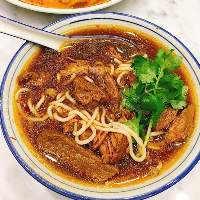 #beefnoodle #noodle #soup #ahkhookopitoast #ourtampineshub  #singapore #food #foodie #foodstagram #foodlover #foodporn #ilovefood #icapturefood #foodgloriousfood #instafood #igfood #epochtimesfood #burpple #eatoutsg #eatout #delicious #yummy