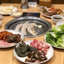 Fighting Monday blues with throwback to Saturday’s Korean bbq binge at Ssiksin (can’t find the geotag) Decent buffet joint with enough spread to sate the “much meat for cheap” craving (as opposed to “mini meals for vanity”).