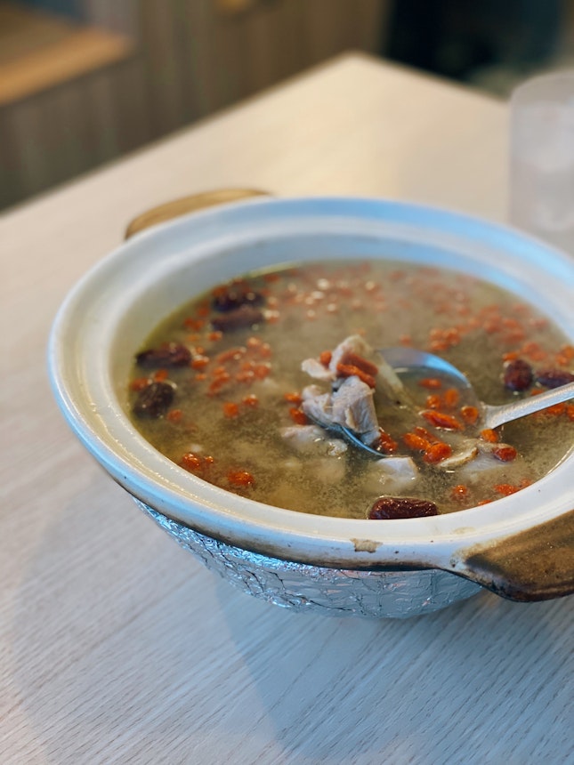 Herbal Chicken Soup (L)