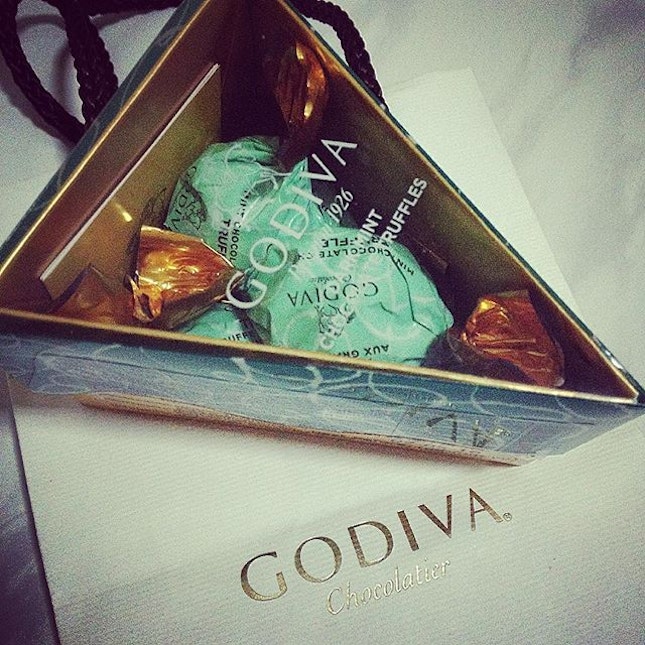 Godiva - Dark Mint Chocolate Truffles