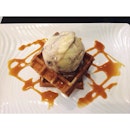 When you need a dessert to settle the night, there's a Waffle with Biscuittino ice cream to order!