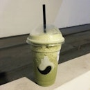 Cooling down with a Frappe Della' Yuzhi Matcha!