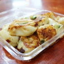 Upon finding out I was a tourist over our conversation, this friendly stall vendor gave me extra delectable dumplings!