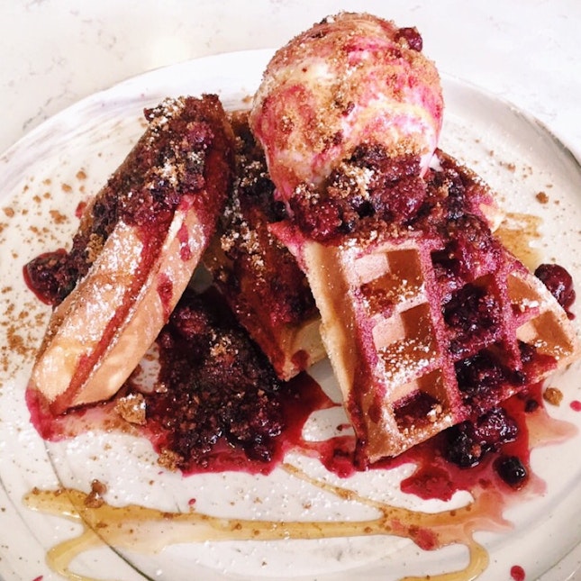 Mixed Berries Compote Waffle