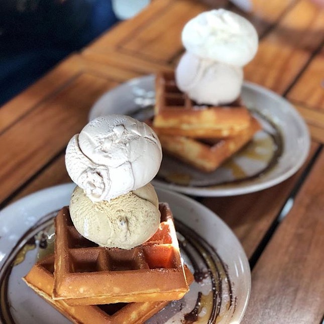 Waffles & ice cream ($13.60) 🍦
⭐️ 4.5/5 ⭐️
🍴#creamier still does some of the best classic waffles and ice cream around.