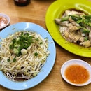 Restoran Lou Wong Tauge Ayam Kuetiau (老黄芽菜鸡沙河粉)