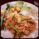 Chicken Pad Thai.. #thaifood #thai #food #foodporn #yum #instafood #yummy #amazing #instagood #photooftheday #dinner #fresh #tasty #foodie #delish #delicious #eating #foodpic #foodpics #eat #hungry #foodgasm #hot #foods#instagood #instafood #instaframe
