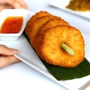 The Tod Mun Goong Thai Prawn Cake is my regular order for a starter for deep fried comfort food with juicy succulence.