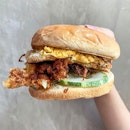 Finally gotten the chance to try Wolf Burgers, which happens to be a stone’s throw away from my office and after reading the reviews from @burpple, the obvious choices are either the Umami Burger or this Nasi Lemak Fried Fish Burger ($7.90).