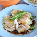 Come to Ipoh and you cannot leave without first having their bean sprouts chicken.