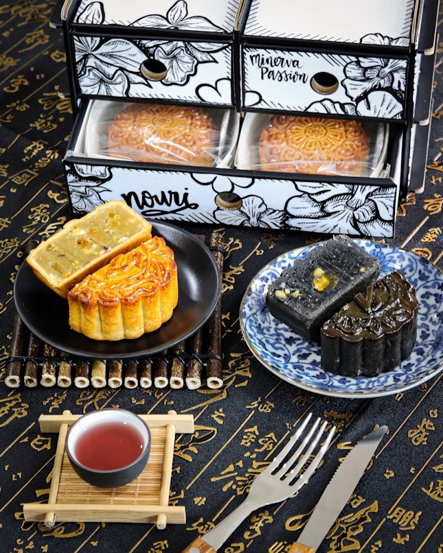 A special collaboration for Mid-Autumn festival, Minerva Passion has teamed up with Chef Ivan Brehm of One-Michelin Star Restaurant Nouri to offer a gift set of 4 baked mooncakes of different flavours ($88) for the occasion.