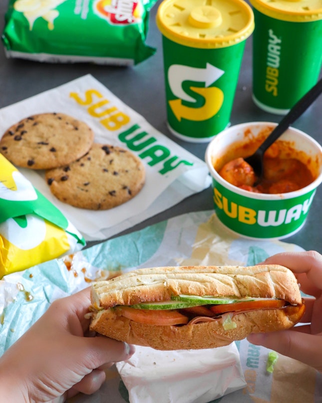 For a limited time only, Subway has partnered with foodpanda to launch two exclusive bundles featuring their popular 6-inch subs.