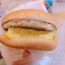 Scrambled Egg Burger with Sausage