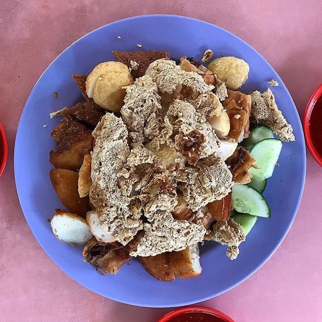 Ngoh Hiang Platter @ Xin Sheng Gor Hiong Prawn Cracker 新生五香虾饼 | Boon Lay Place Market & Food Village | 221A Boon Lay Place | #01-164.