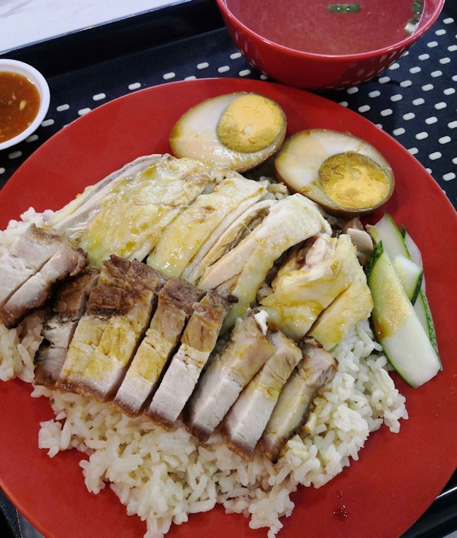 Steamed Chicken Thigh Rice with Roast Pork plus Braised Egg($5.70)