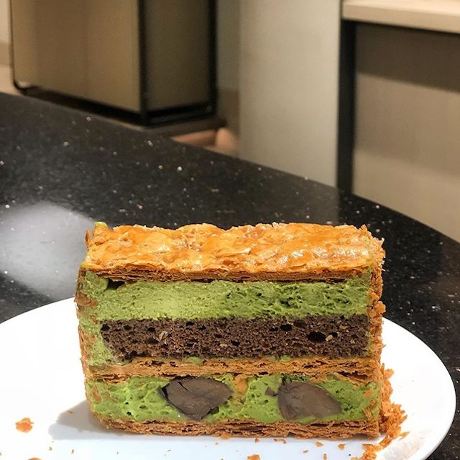 Back from the Philippines and one of the first thing i did was to head over to JW360° at jewel changi to satisfy my matcha cravings 😝 
Happy that they had the Matcha Mille Feuille ($9) which was sold out on my previous visit.