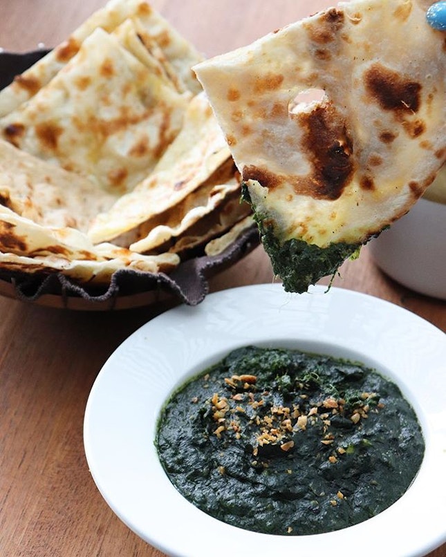 Best Garlic Butter Naan and Asparagus Palak i ever had!