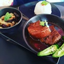 #creatures #peranakanfood #sgfood #sgcafe #pork #burrple

Urban Baba Babi Pongteh

Part 3 of my Birthday Food Hunt!