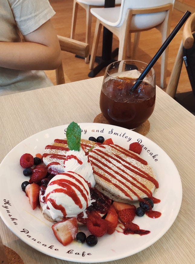 Berry-Licious Pancake ($16.90)