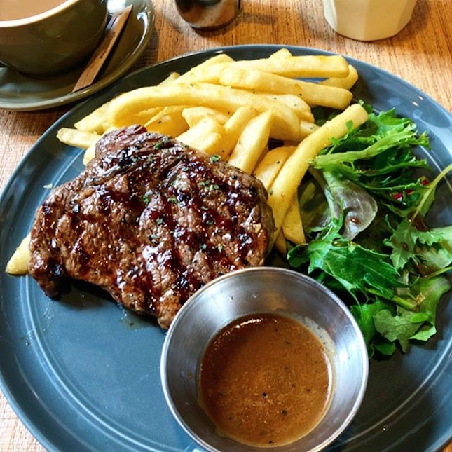 NZ ribeye steak with black pepper sauce, top up $3.90 for churros dessert.