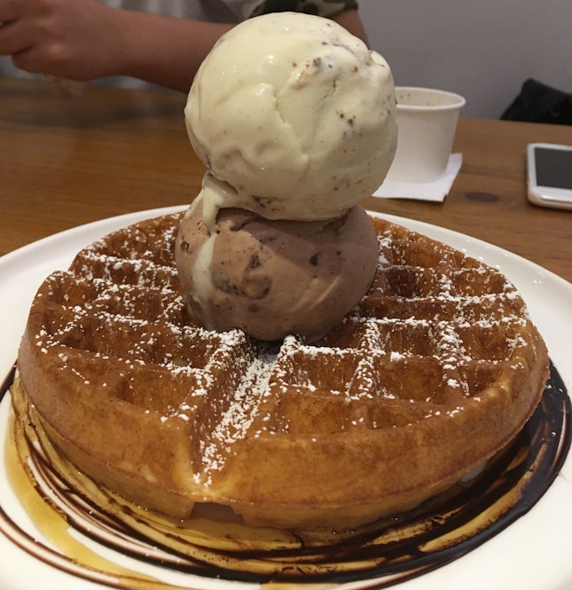 Double Scoop With Waffle