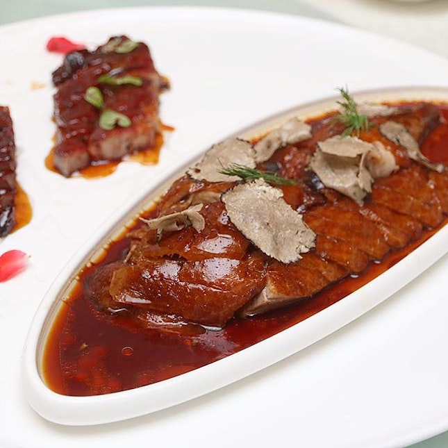 This is one of our favourite dish from the revamped menu at the refurbished Crystal Jade Palace in Ngee Ann City.
