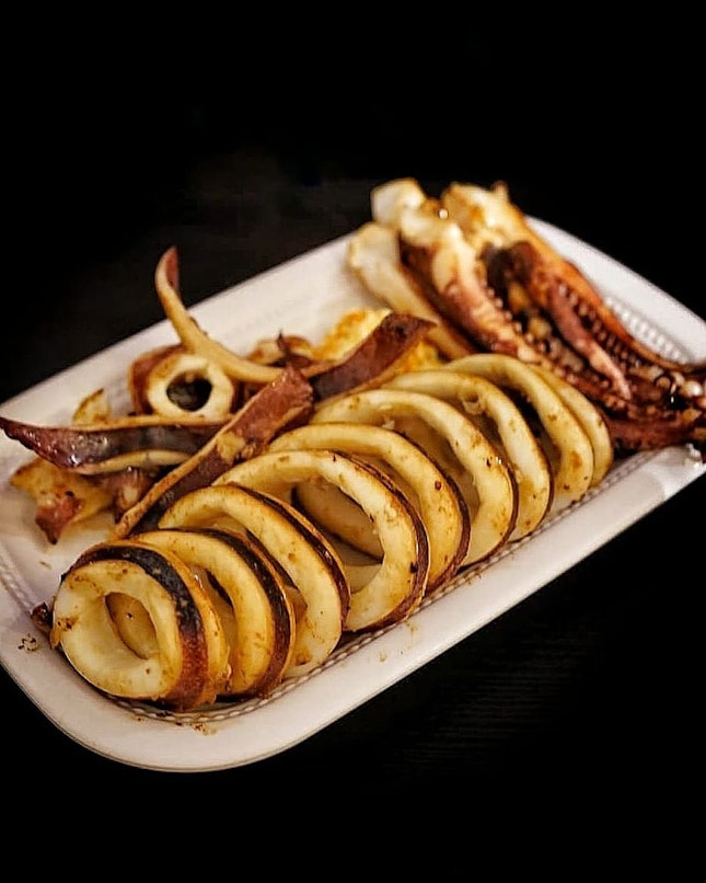 Whole Squid fr Tenpayaki Menu from @seiwaa_okonomiyaki_teppanyaki.