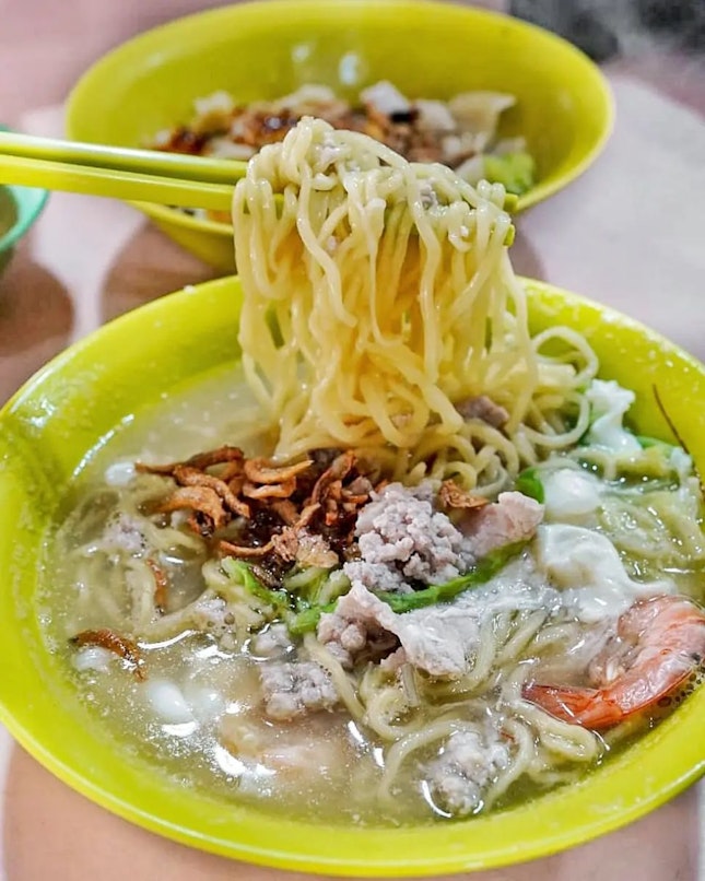 I'm not a fan of Mee hoon kueh,so I choose the soup noodle from stall Seletar Sheng Mian.