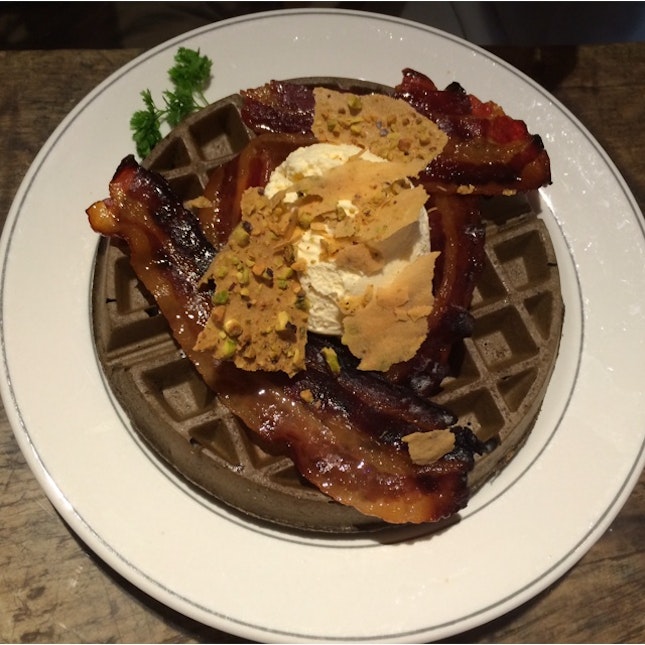 Squid Ink Waffle With Crispy Bacon 