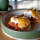 Tom Yum Eggs Benedict | poached free-range eggs with Tom Yum hollandaise, smoked salmon, baby spinach
