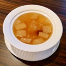 Double-boiled Snow Pear with White Fungus