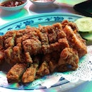 I can’t explain how good is this fermented paste pork.