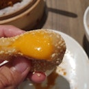 Sesame Ball with Molten Salted Egg ($5++)