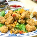 eating more salted egg yolk chicken to get even saltier @ Kah Heng Seafood