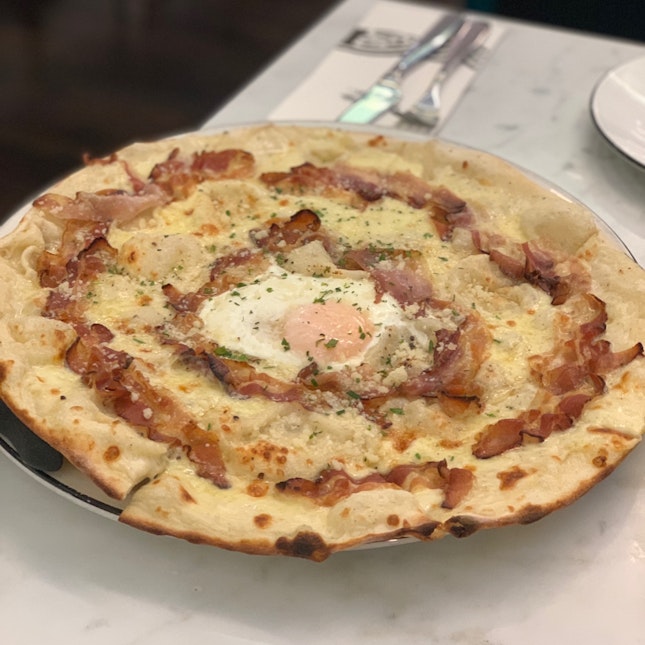 Carbonara Pizza