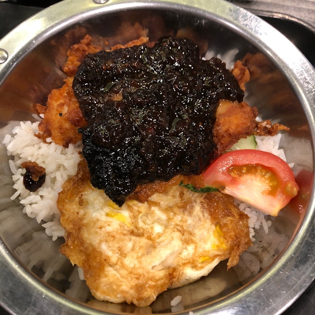 Black Pepper Chicken Chop Rice ($5)
