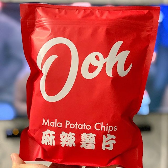 Tried out these Made-in-Singapore Mala potato chips ($7/pack), and was pleasantly surprised that after popping 4-5 chips into my mouth, my tongue had that all familiar "numb" feeling you get from the typical mala dish.