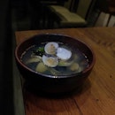 Sake Clam Soup .