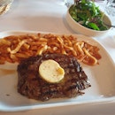 Substandard Steak At Les Bouchons 