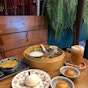 Lhong Tou Cafe